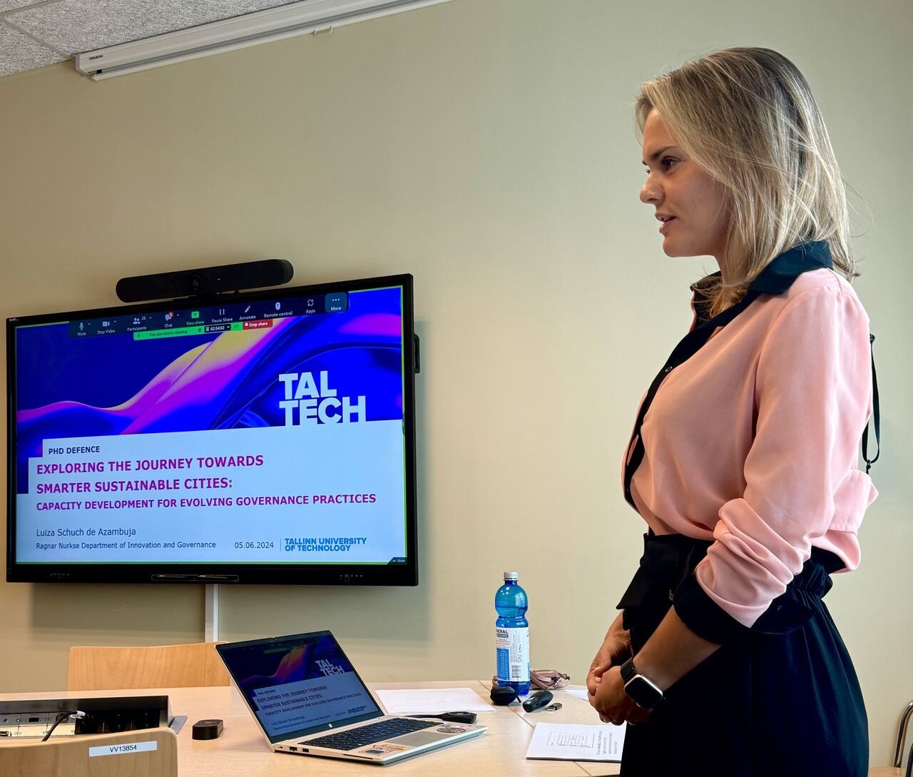 Luiza Schuch de Azambuja oma doktoritöö kaitsmisel
